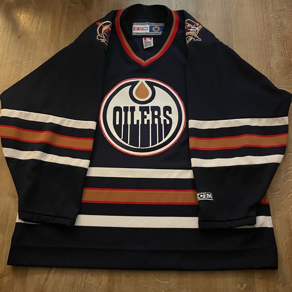 Oilers jersey - Picture 1 of 7